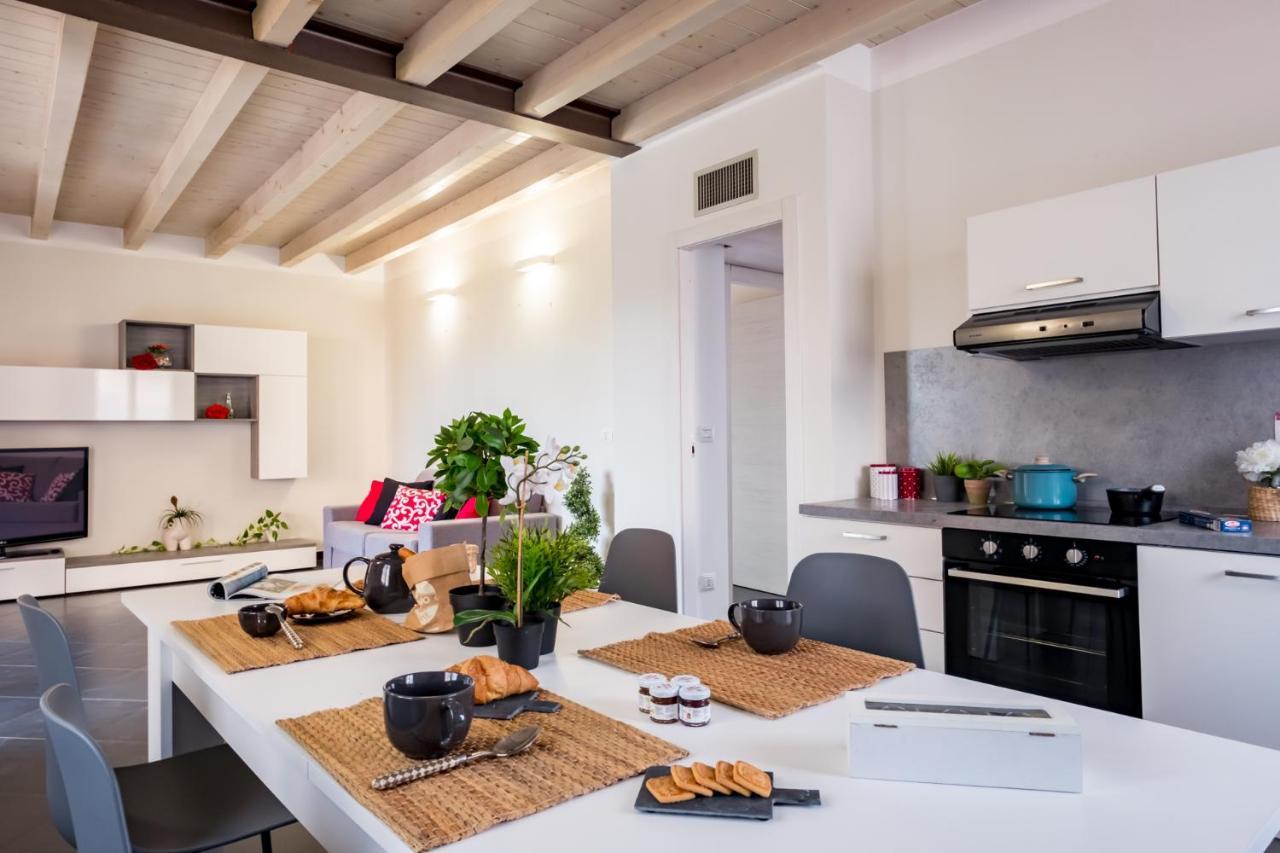 Residenza Gelsomino Apartment Desenzano del Garda Exterior photo